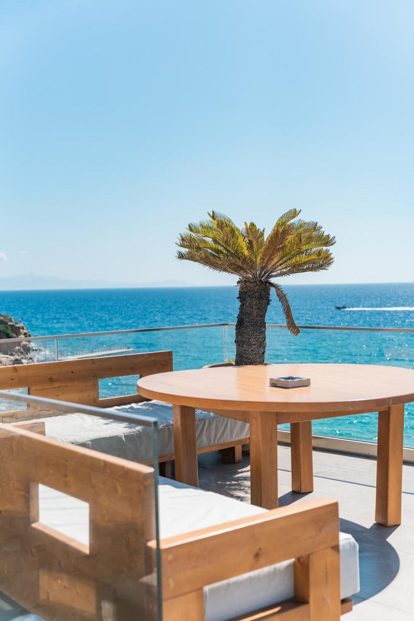 New Paradise Beach Resort - Adults Only מראה חיצוני תמונה