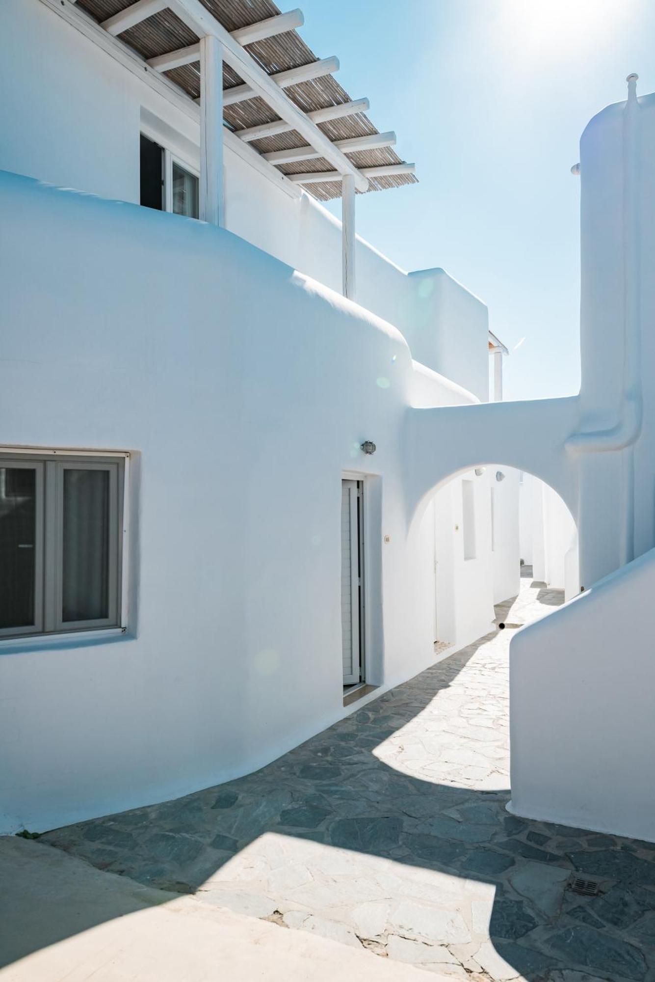New Paradise Beach Resort - Adults Only מראה חיצוני תמונה